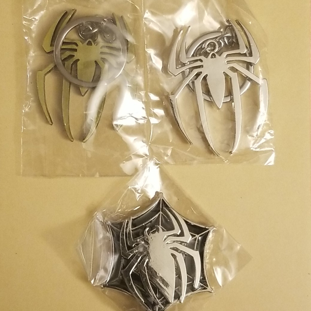 Spiderman family keychains